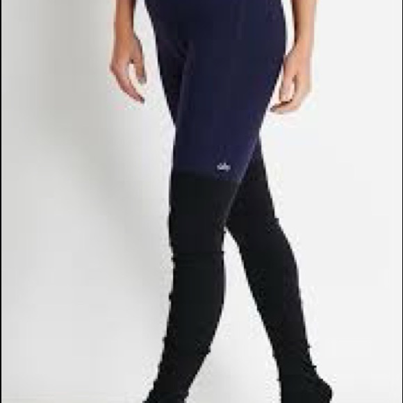 Alo Yoga goddess legging - Picture 2 of 4